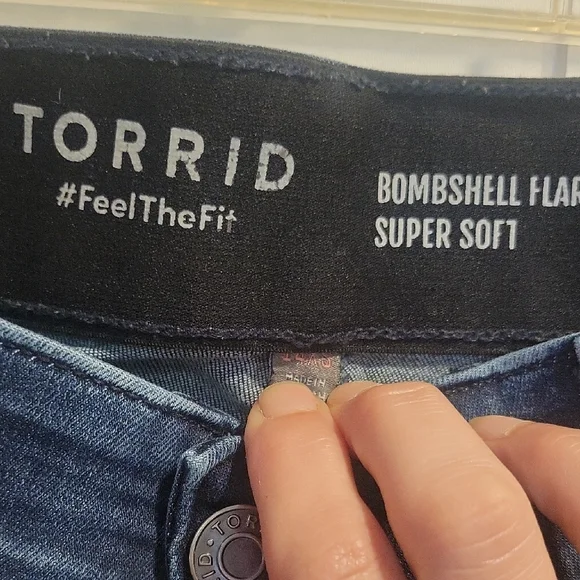 Torrid Blue Wide Leg Flare Jeans 14xs - Picture 3 of 4